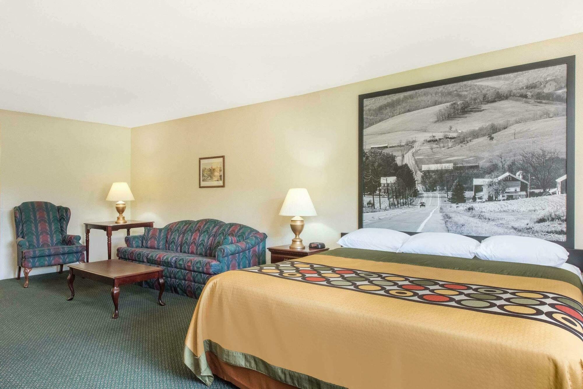 Super 8 By Wyndham Burnham/Lewistown Hotel Esterno foto